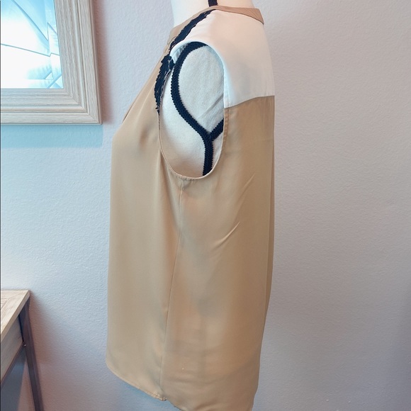 Vince Camuto Tab Laced Sleeveless Top - Picture 3 of 8